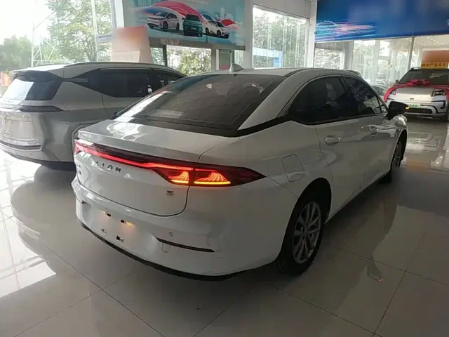 GAC Aion S — Фото автомобиля 6