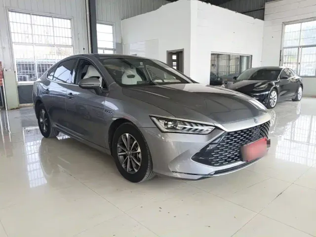 BYD Qin PLUS — Фото автомобиля 3