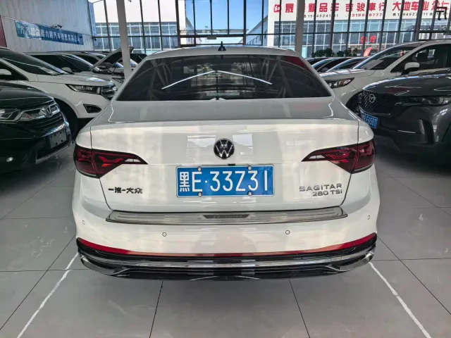 Volkswagen Sagitar — Фото автомобиля 5