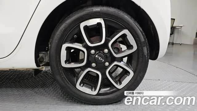 Kia RAY Новый Ray Signature — Фото автомобиля 21