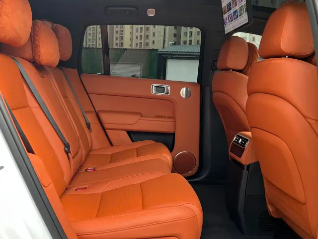 Li Auto L7 — Фото автомобиля 12