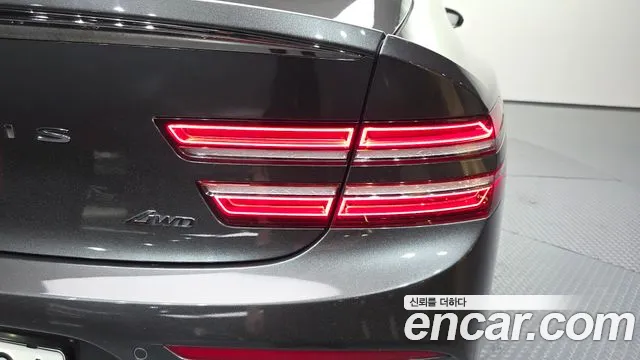 Genesis G80 Бензин 2.5 турбо AWD — Фото автомобиля 19
