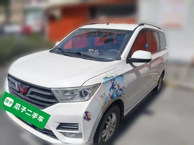 Фотография автомобиля — Wuling Hongguang