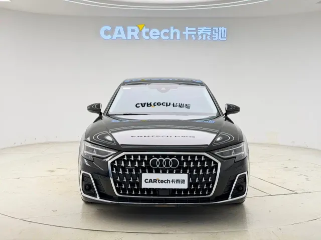Audi A8 — Фото автомобиля 2