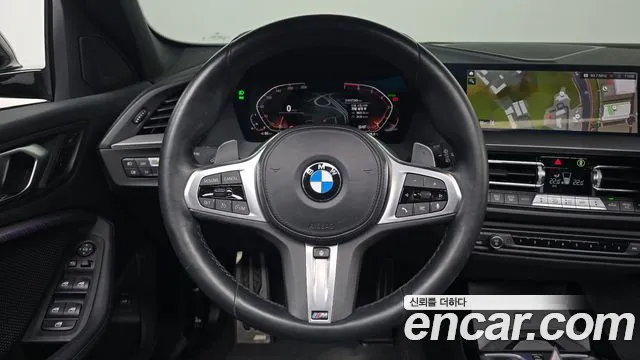 BMW 1 Series F40 — Фото автомобиля 12