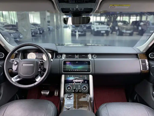 Land Rover Range Rover — Фото автомобиля 15