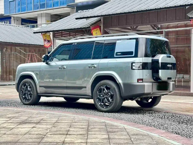 BYD FangChengBao Titanium 7 — Фото автомобиля 16