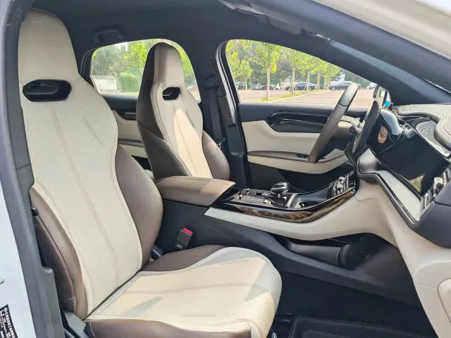 BYD Qin PLUS — Фото автомобиля 11