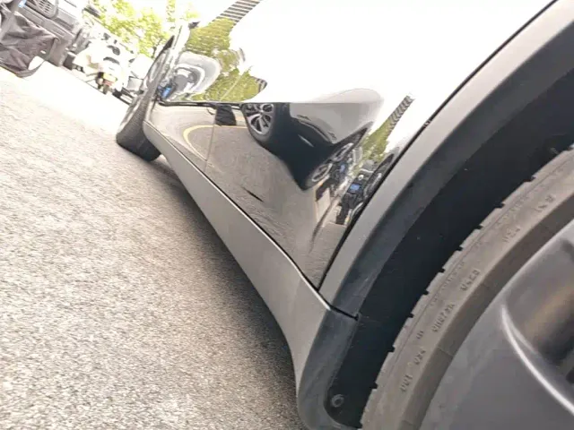 Tesla Model Y — Фото автомобиля 21