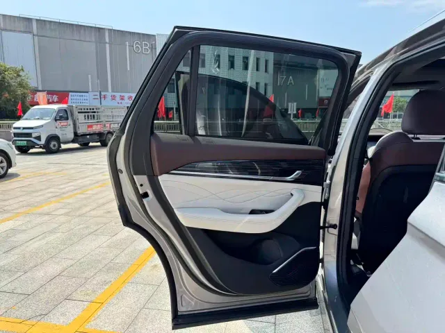 Geely Xingyue L — Фото автомобиля 14