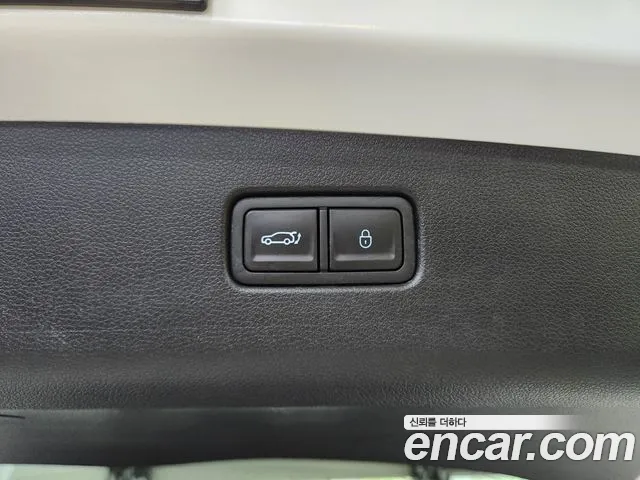 Genesis GV70 2.5T Бензин AWD — Фото автомобиля 19