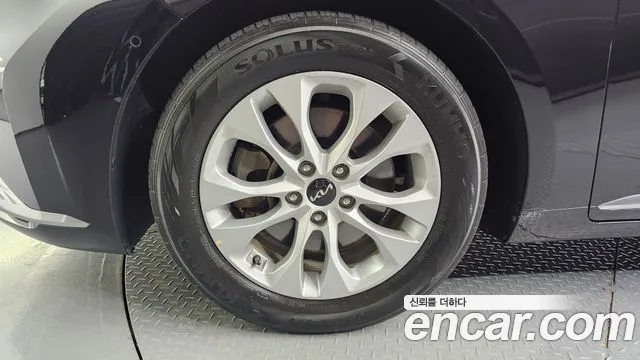 Kia K8 2.5 Бензин 2WD — Фото автомобиля 5