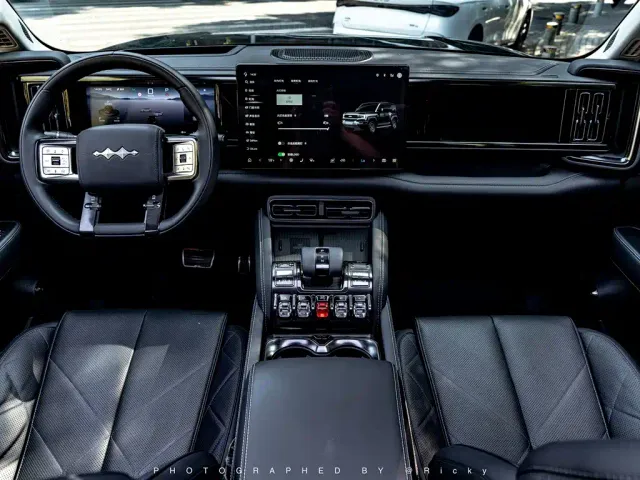 Fang Cheng Bao Leopard 5 2023 Pilot Edition — Фото автомобиля 3