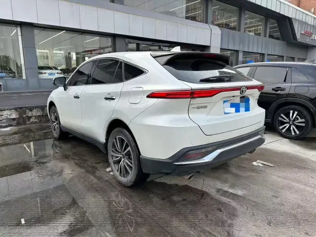 Toyota Harrier — Фото автомобиля 4