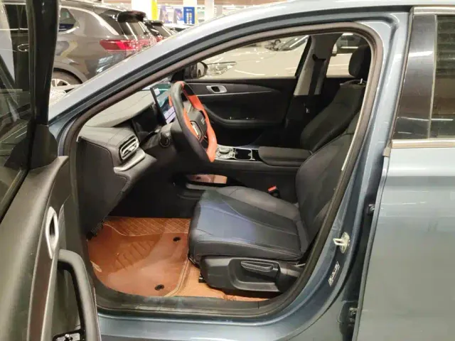 Geely Galaxy Stellar 6 — Фото автомобиля 9