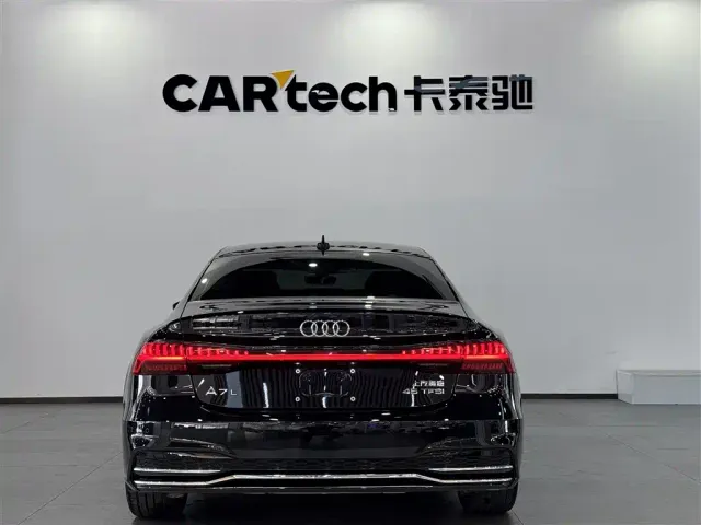 Audi A7L — Фото автомобиля 5
