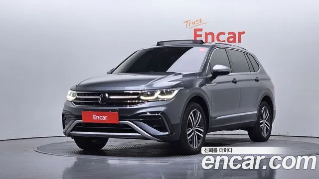 Фотография автомобиля — Volkswagen Tiguan
