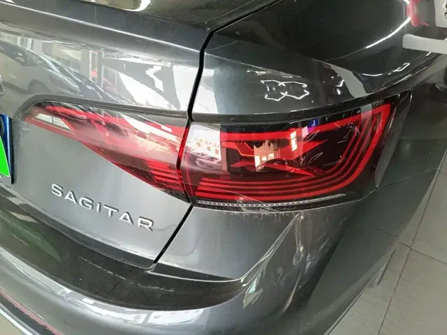 Volkswagen Sagitar — Фото автомобиля 7