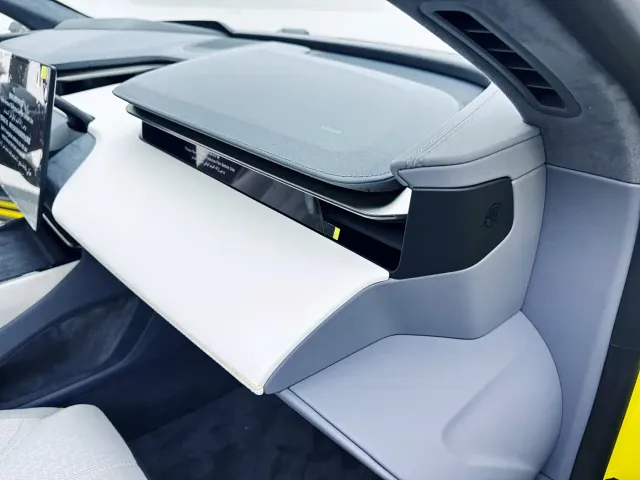 Lotus Emeya — Фото автомобиля 16