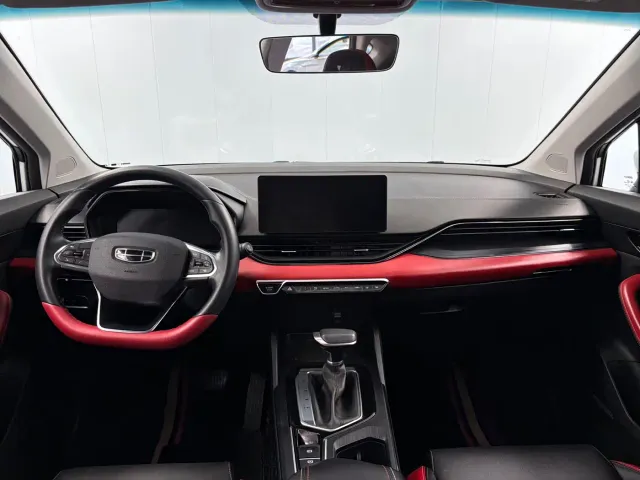 Geely Emgrand S — Фото автомобиля 8