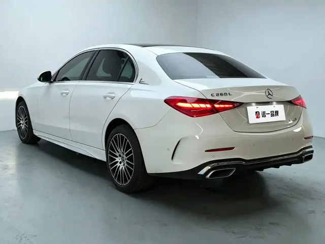 Mercedes-Benz C-Class — Фото автомобиля 4