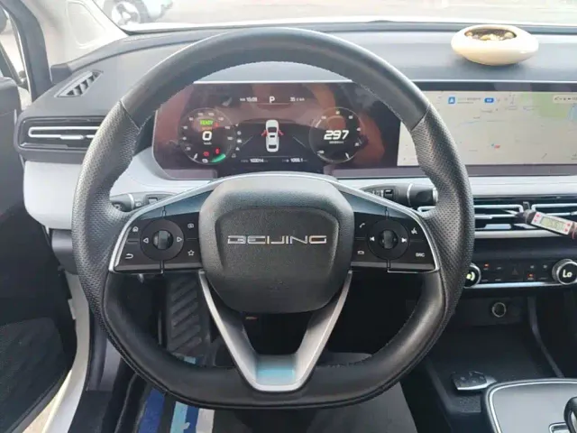 BAIC Beijing EU5 PLUS — Фото автомобиля 10