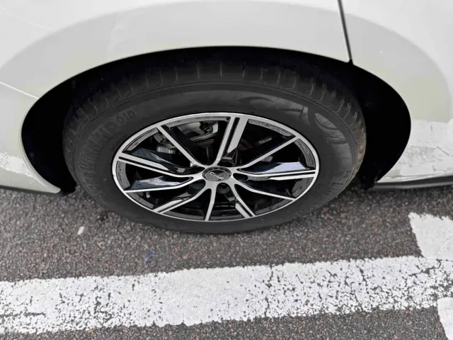 BYD Seal 06 — Фото автомобиля 21