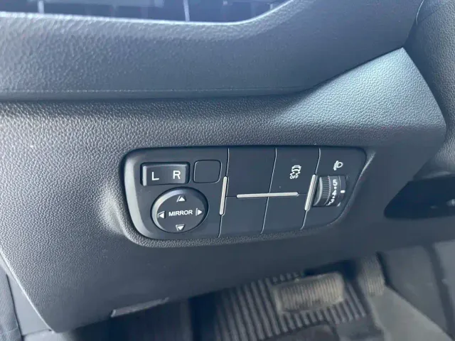 Changan Eado — Фото автомобиля 16