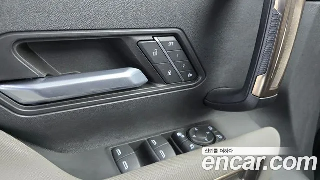 GMC Hummer EV — Фото автомобиля 13
