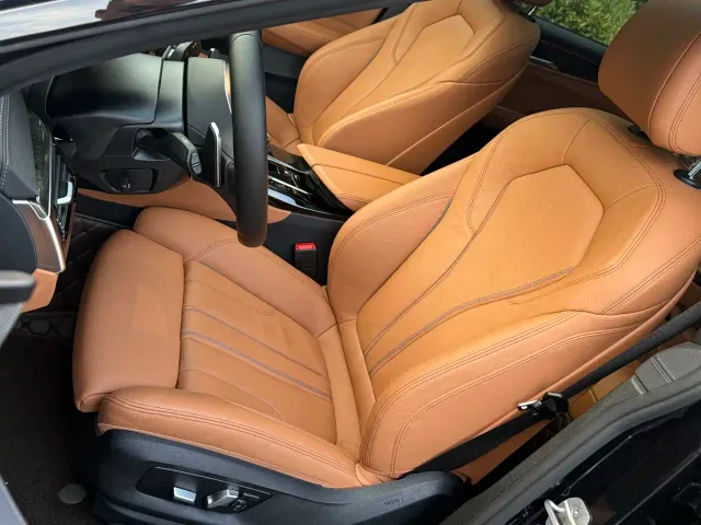 BMW 6 Series Gran Turismo — Фото автомобиля 9