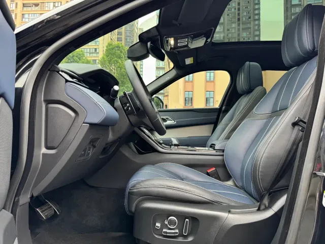 Land Rover Range Rover Velar — Фото автомобиля 7