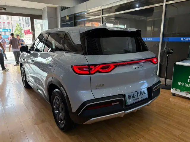 BYD Yuan UP — Фото автомобиля 4