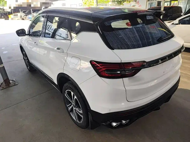 Geely Binyue — Фото автомобиля 4