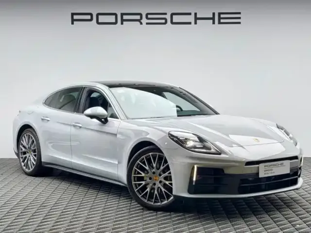 Porsche Panamera — Фото автомобиля 3