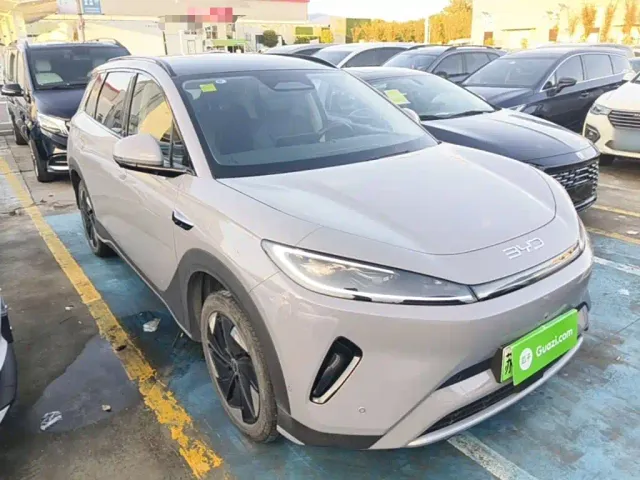 BYD Sealion 05 EV — Фото автомобиля 3