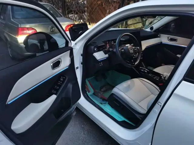 Honda e:NS1 — Фото автомобиля 17