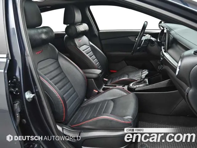 Kia K3 Новый K3 2 поколение 1.6 Turbo GT 5 дверей — Фото автомобиля 10
