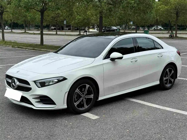 Mercedes-Benz A-Class — Фото автомобиля 8