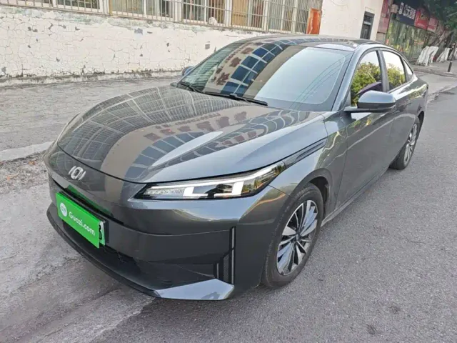 Фотография автомобиля — Changan Qiyuan A05