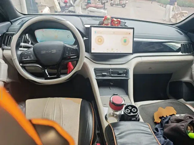 BYD Song PLUS — Фото автомобиля 10