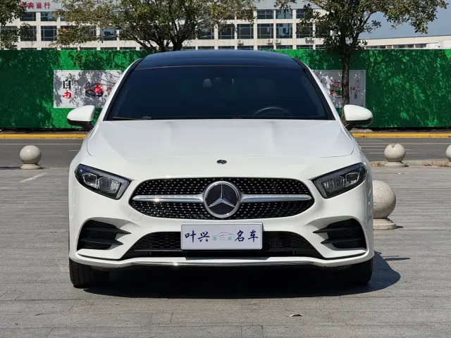 Mercedes-Benz A-Class — Фото автомобиля 2