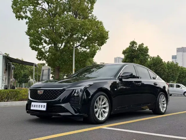 Фотография автомобиля — Cadillac CT5