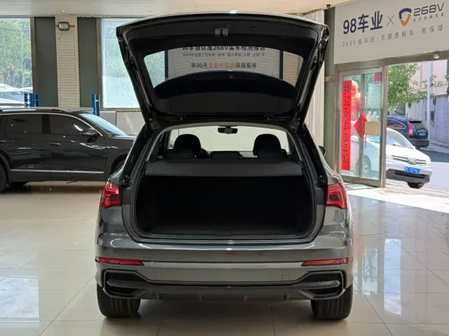 Audi Q3 — Фото автомобиля 24