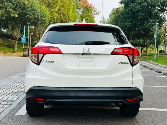 Honda Vezel — Фото автомобиля 8