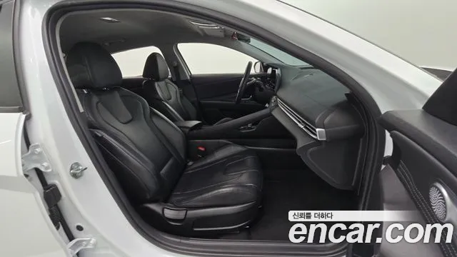 Hyundai AVANTE Новый Avante (CN7) — Фото автомобиля 11