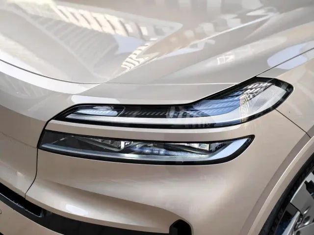 Onvo L90 — Фото автомобиля 10