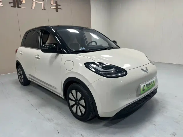 Wuling Bingo — Фото автомобиля 3