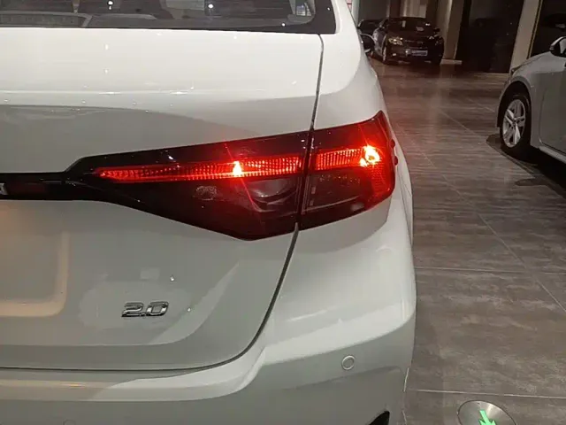 Toyota Allion — Фото автомобиля 7