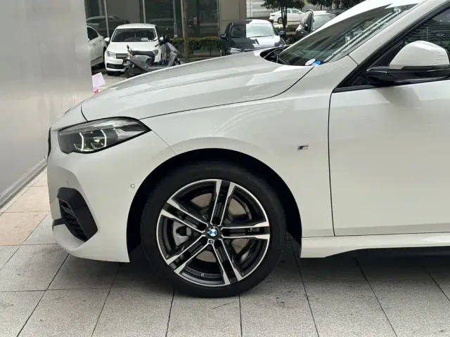 BMW 2 Series — Фото автомобиля 5