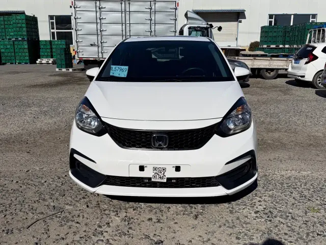 Honda Fit — Фото автомобиля 2